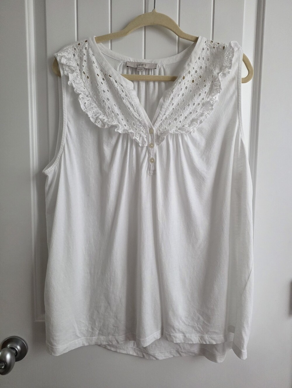 LOFT White Eyelet Ruffle Collar Sleeveless Top Plus Size XXL